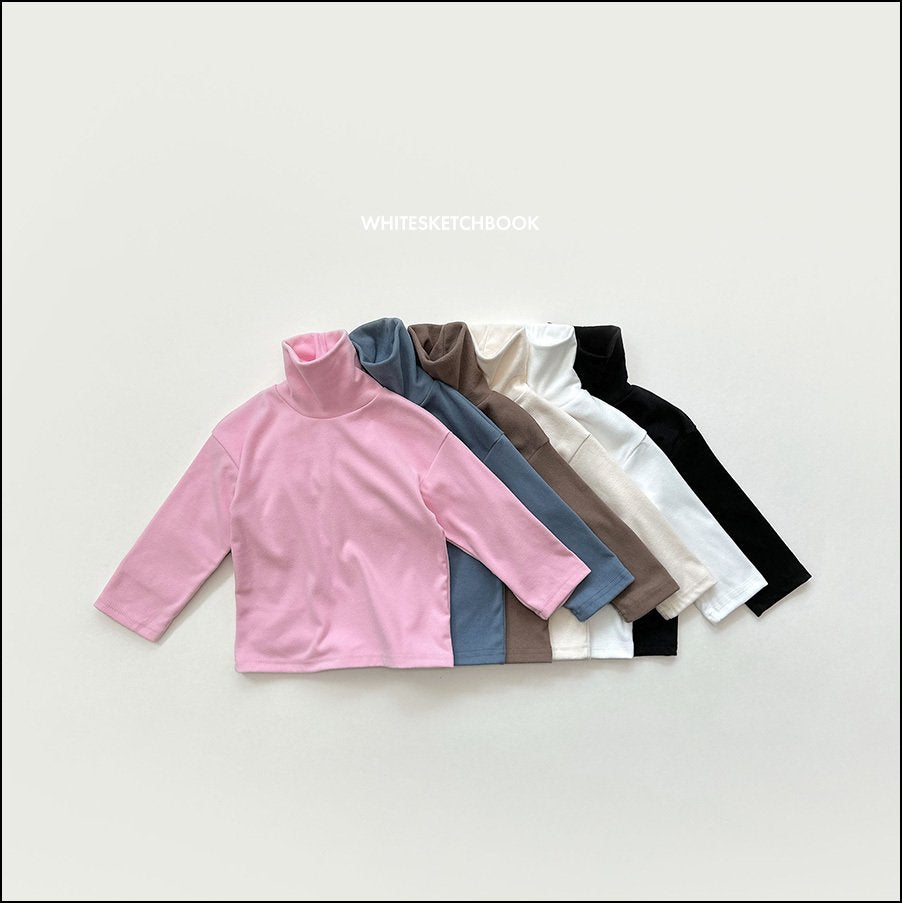 Peach fleece turtleneck - white sketch book -10