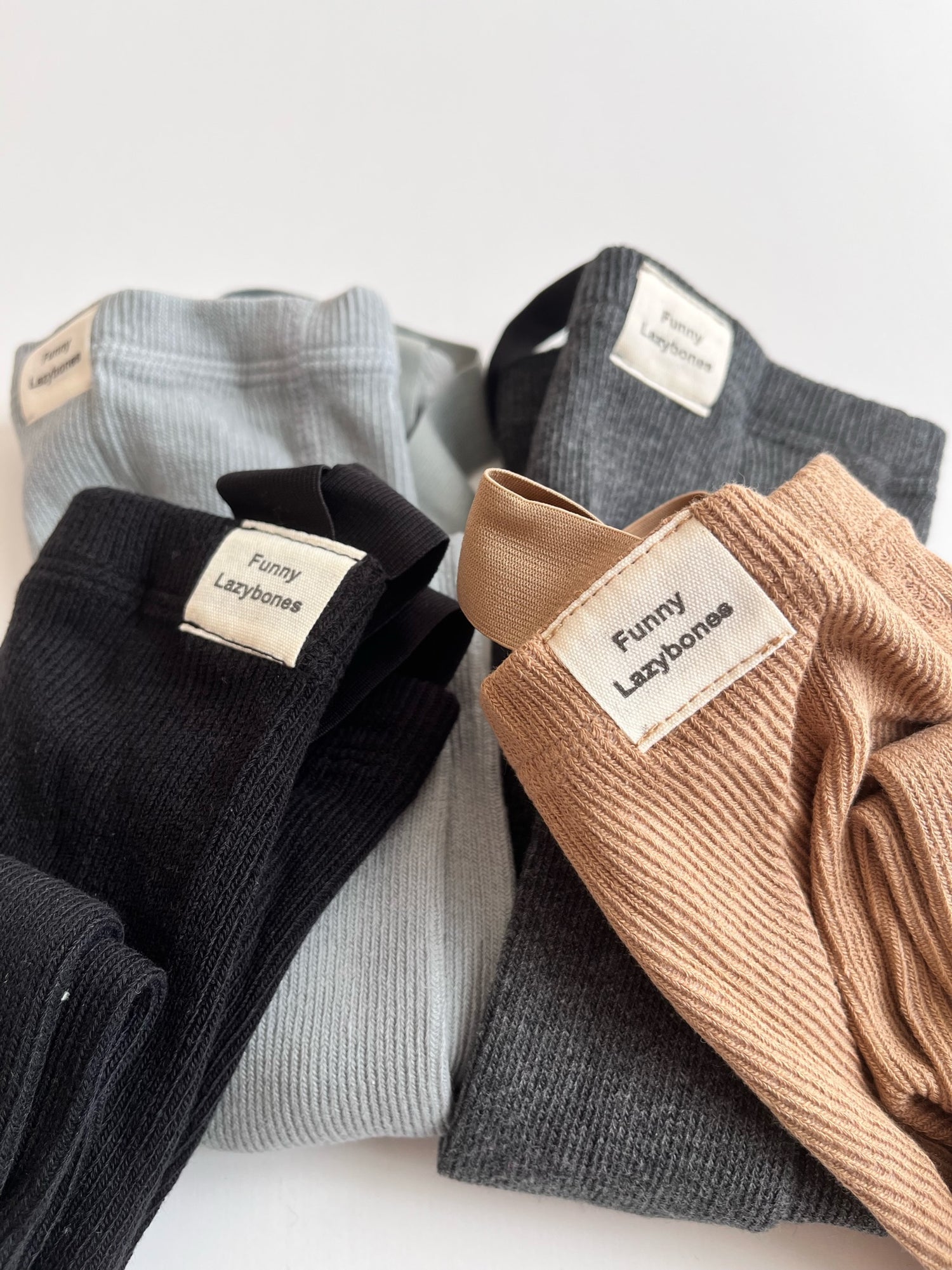 knit suspender leggings / mun