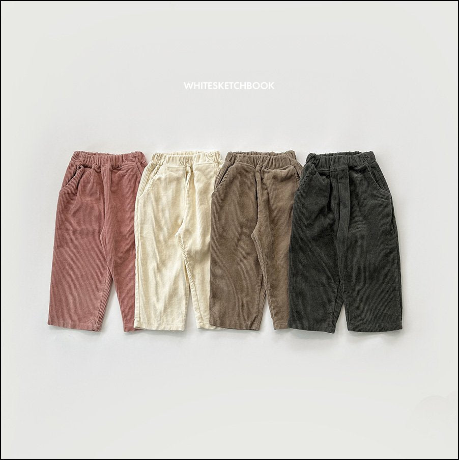 Baggy corduroy pants - white sketch book -15