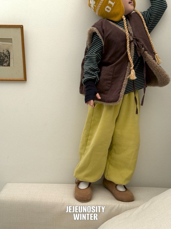 Hilton Vest-jejeunosity-6