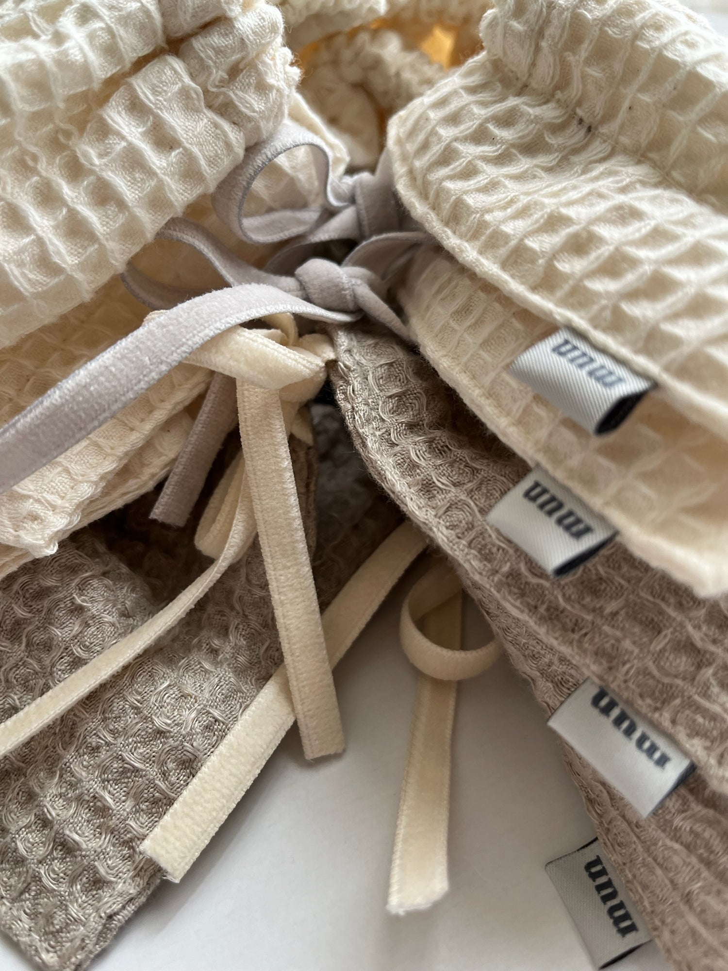 waffle bib /mun kodomofuku