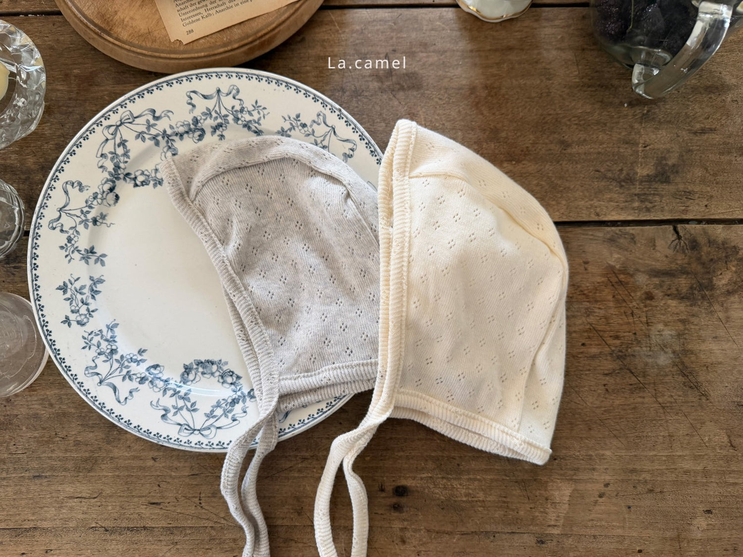 Vanilla Eyelet Hat - La.camel - 1