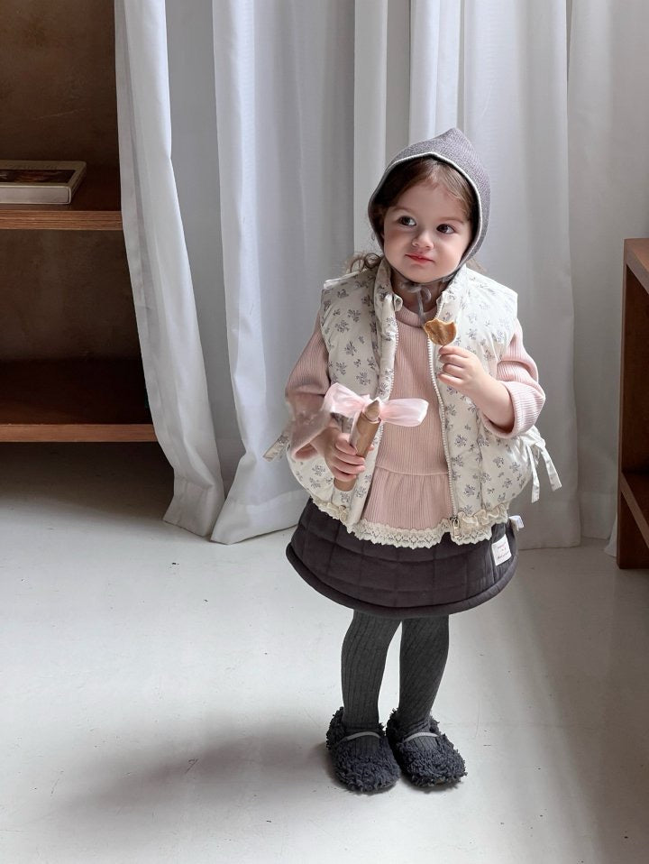 Bomi Bebe Down Vest - my daughter - 27