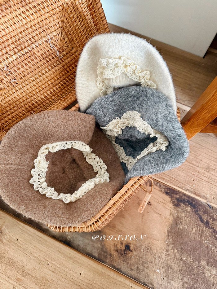 frill beret-poisson-31