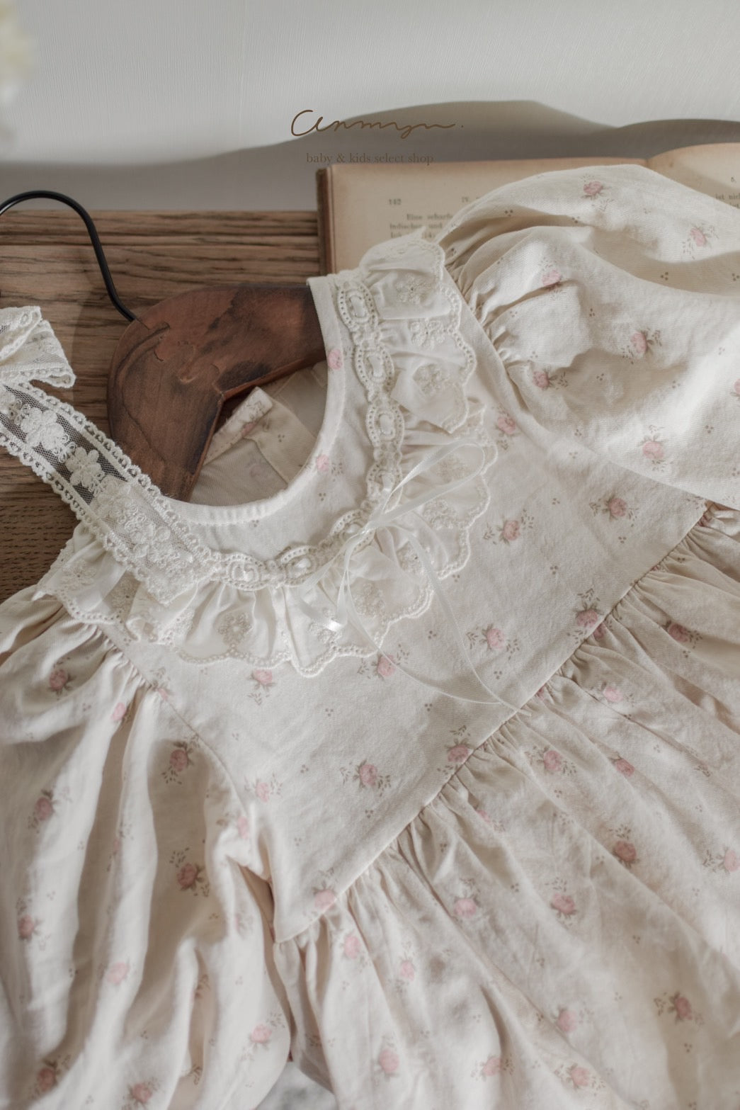 Sweetsuit / anneshirley