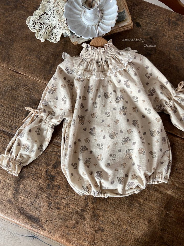 isabella smocked suit-anneshirley-2