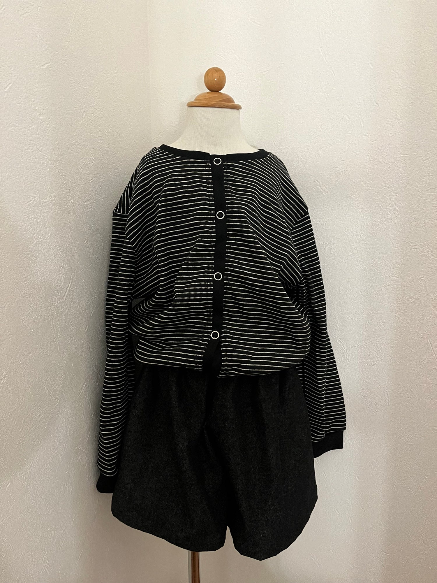 black denim culotte /mun kodomofuku