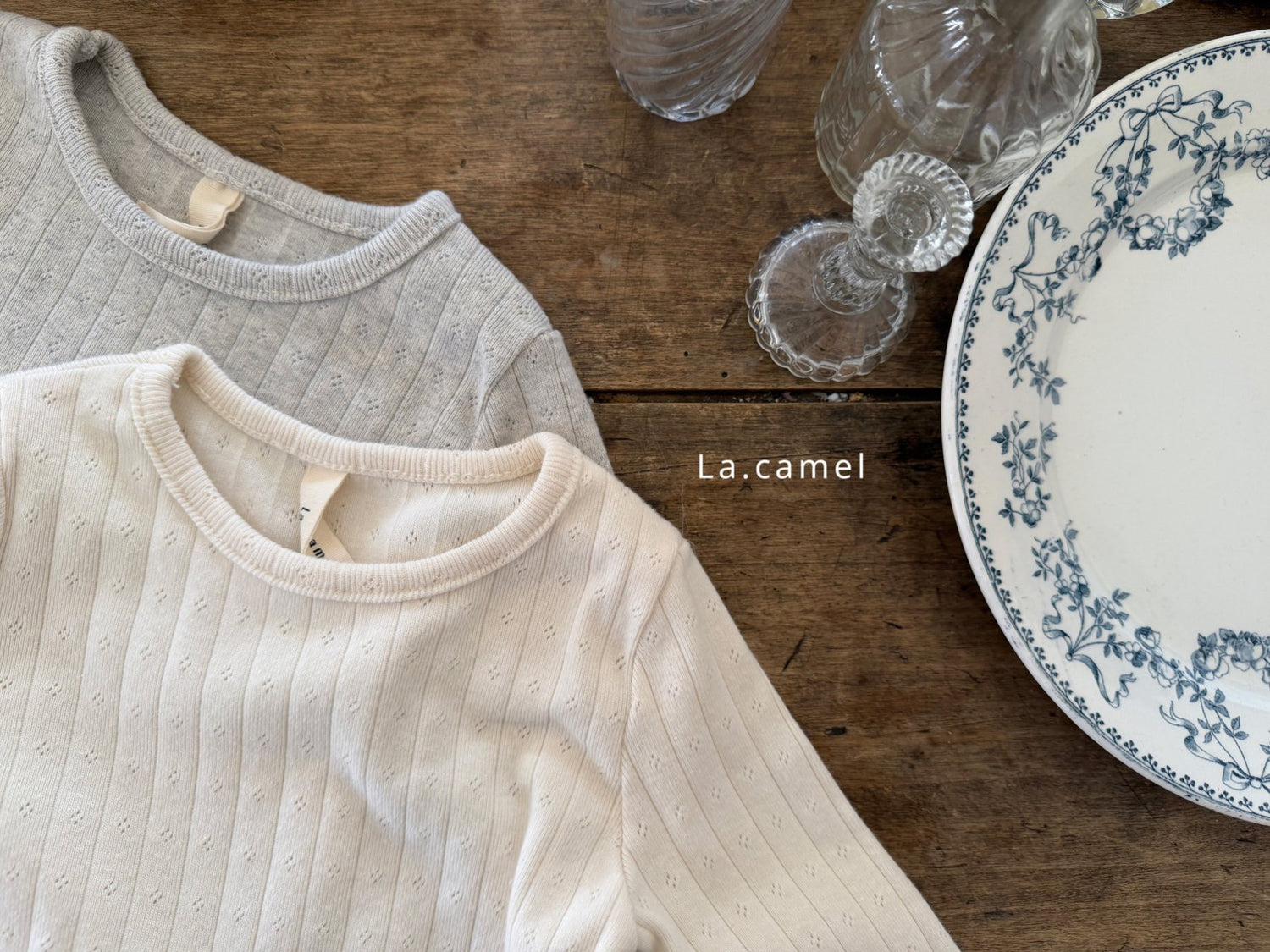 Molly Eyelet T - La.camel - 22