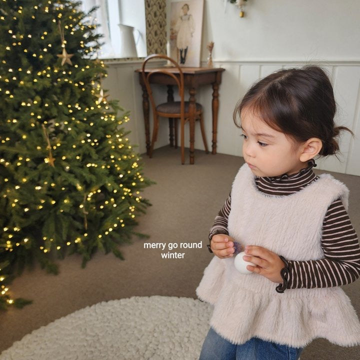 mink fleece vest-merry go round-4