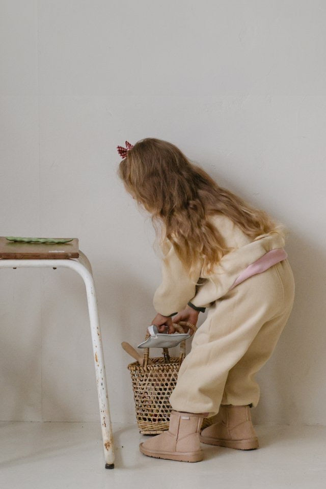 Rami Cherry Sweatshirt - FLO-31