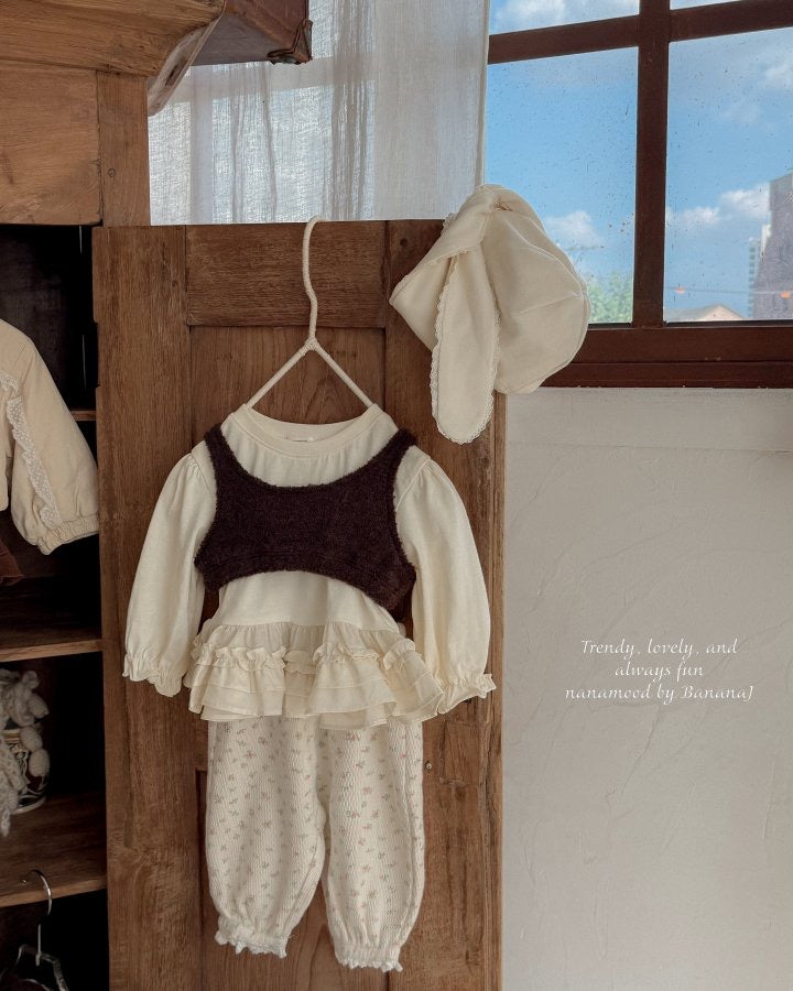 Bebe Ruffle Point Tee - nanamood by banana.j-6