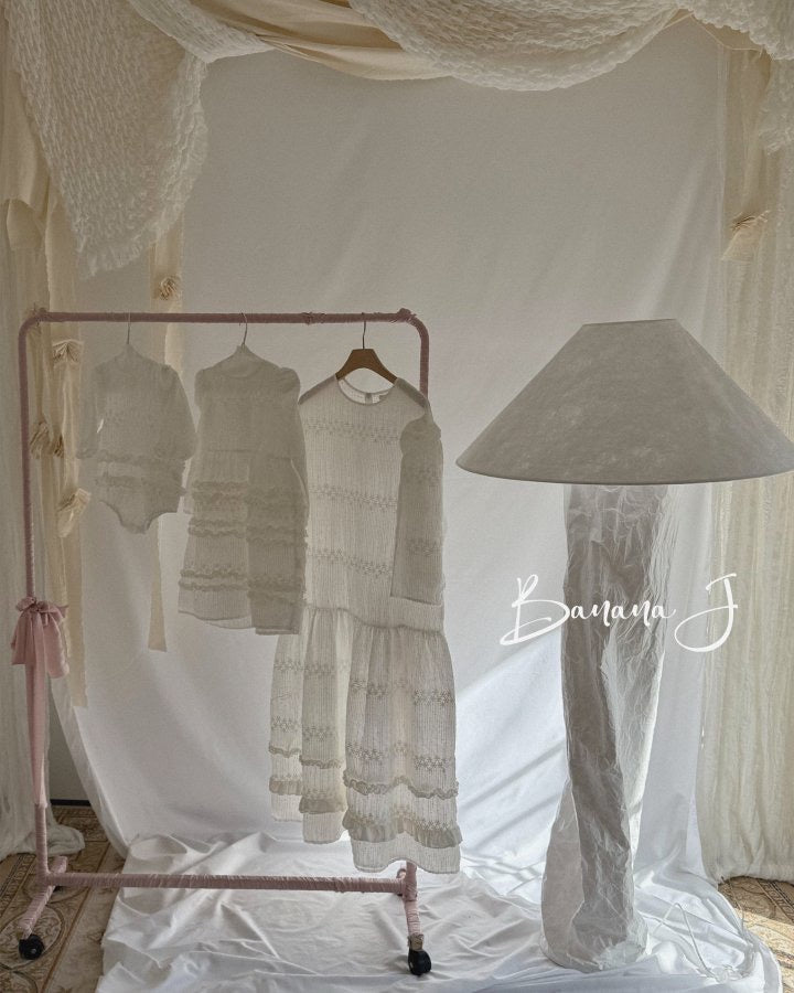 Blanc dress - BANANAJ-3