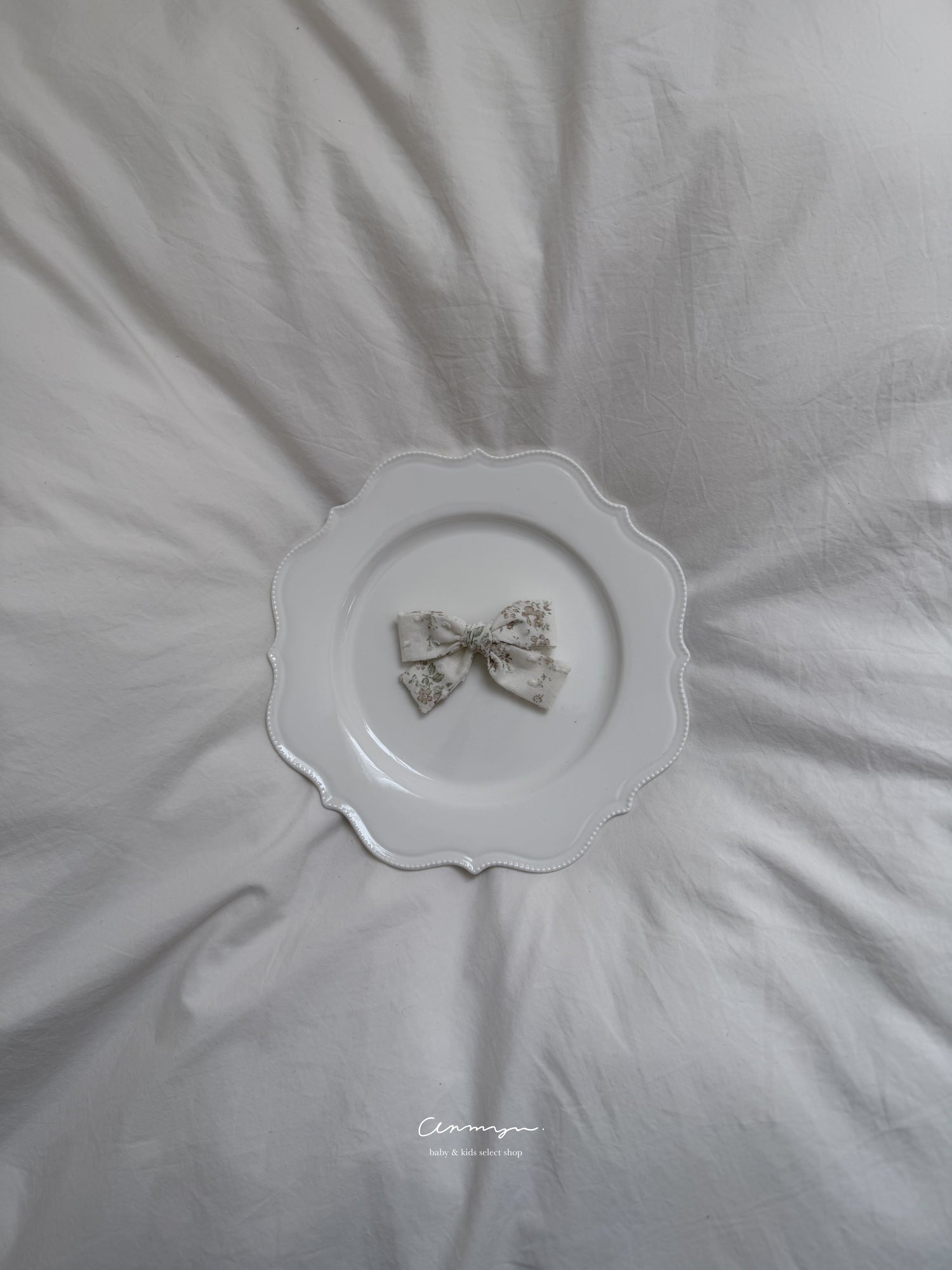 vello ruffle ribbon milu collabo