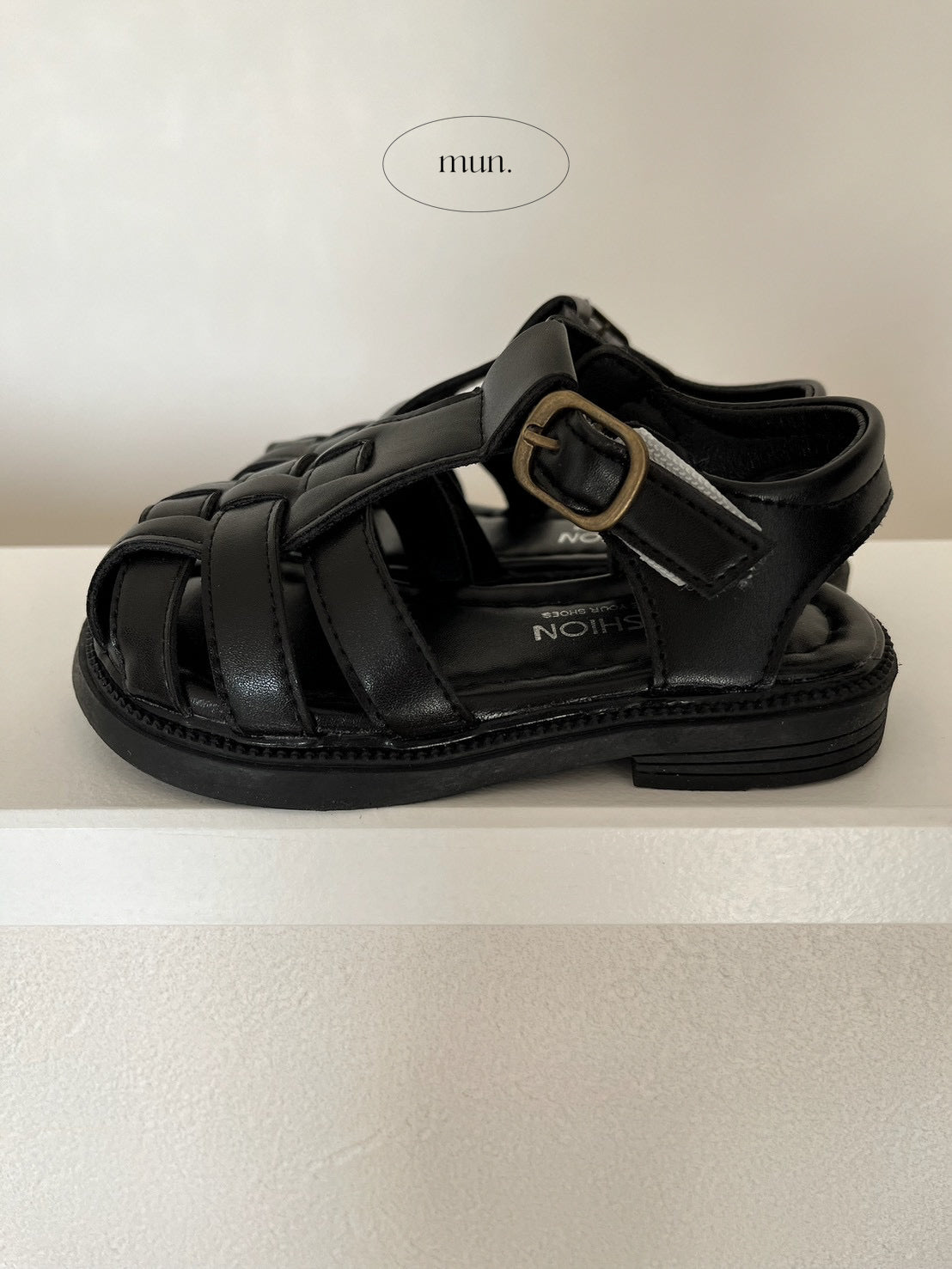 Gurkha Sandal / mun