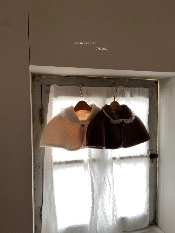 joan collar coat-anneshirley-27