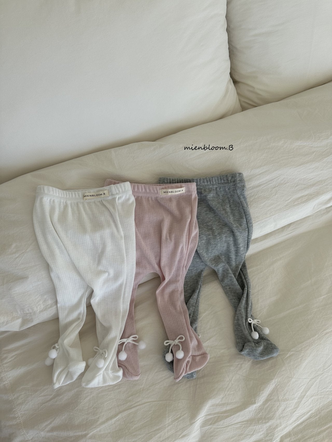 Bell Ribbon Footed Leggings -  mienbloom.B- 38