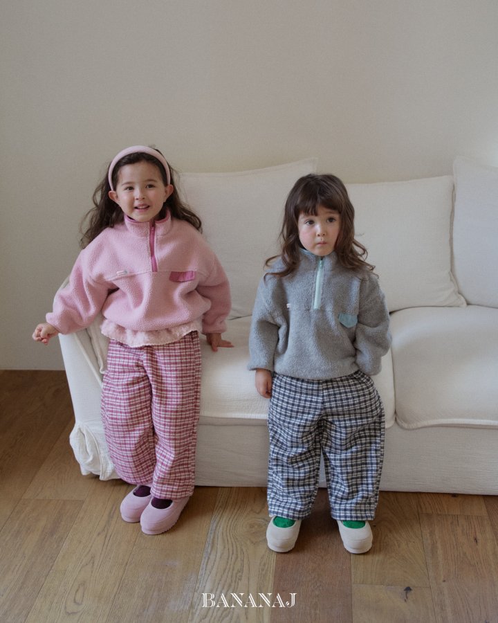 Half zip-up PO-banana.j-9