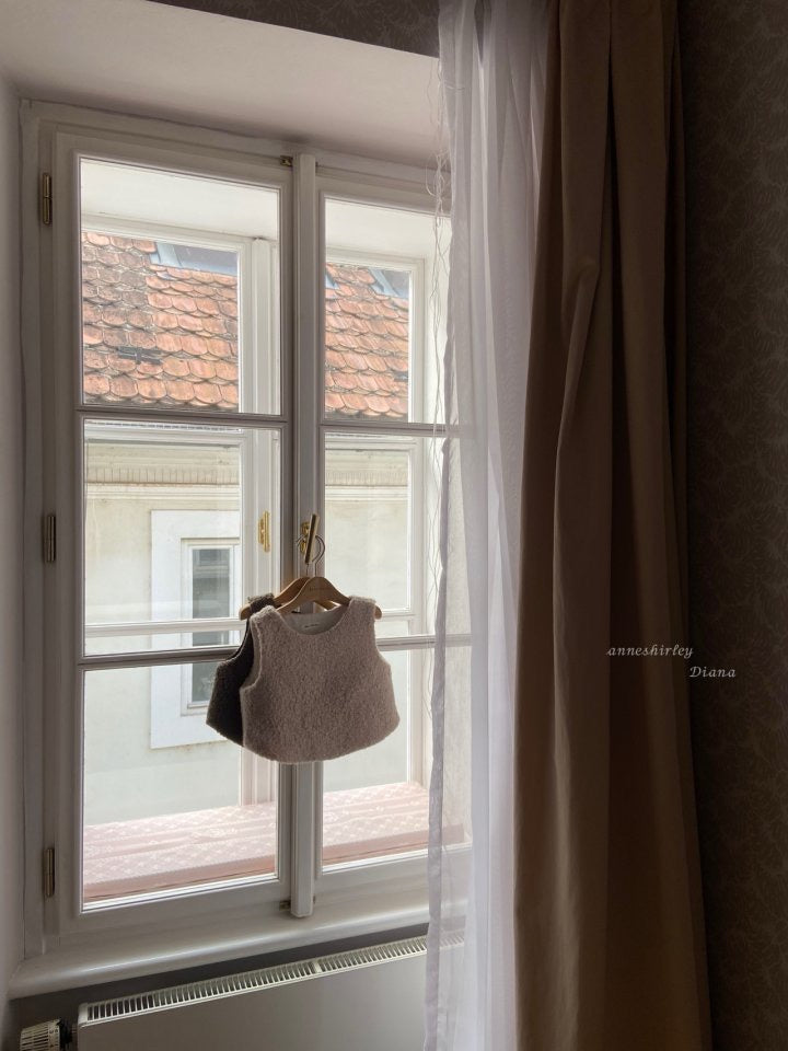 bichon vest-anneshirley-26