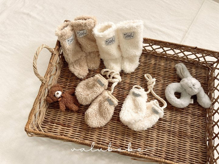 Fluffy Mittens 25 (Baby)-valubebe-60