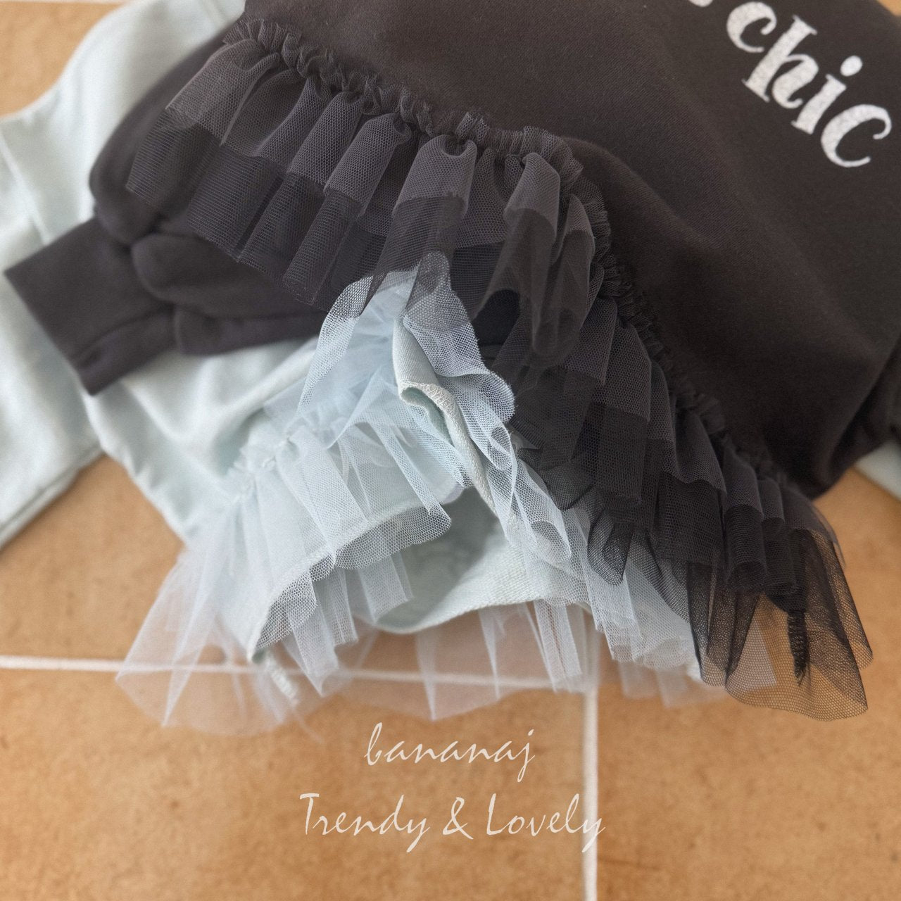 Très chic sweatshirt - BANANAJ-25