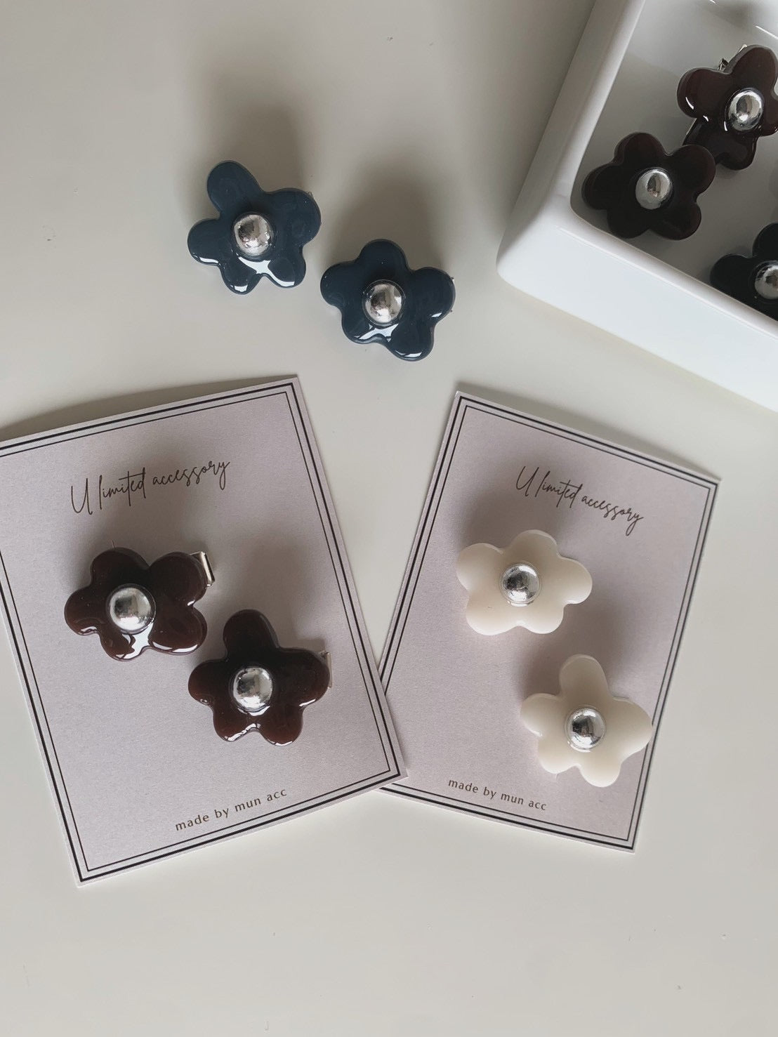 【受注】mun acc / u flower pin