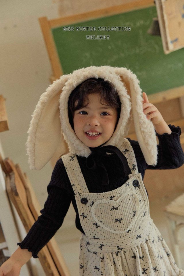 rabbit fluffy hat-Melikey-49