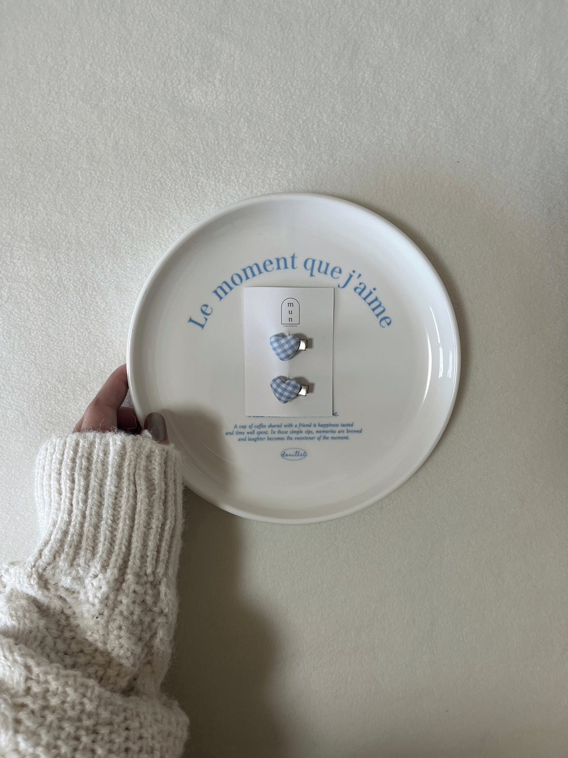 mun acc / petit heart pin