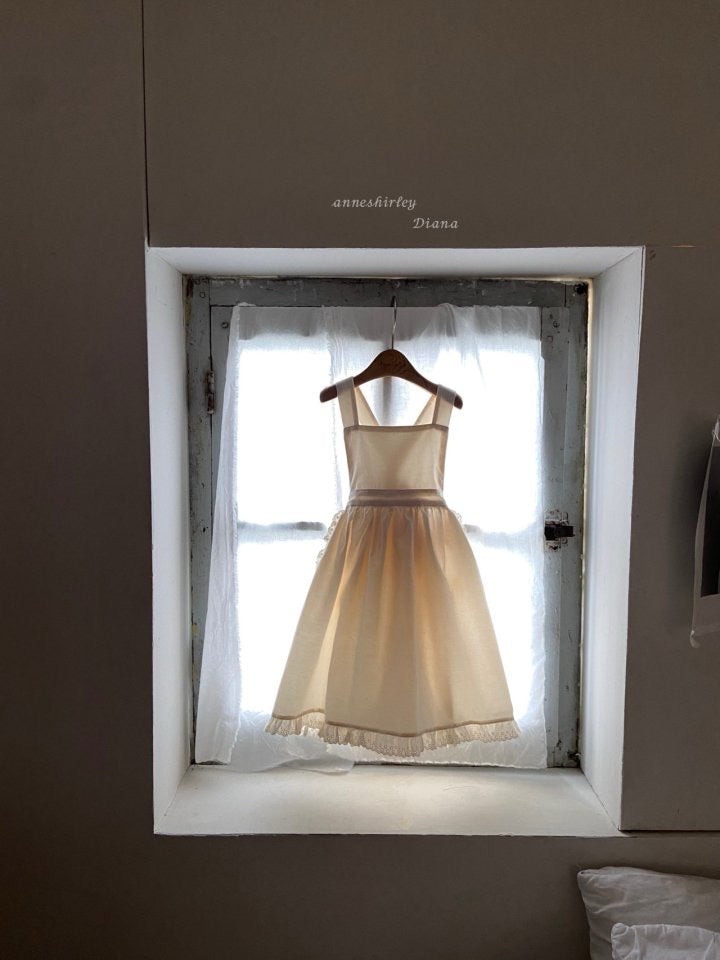 prague apron dress-anneshirley-3