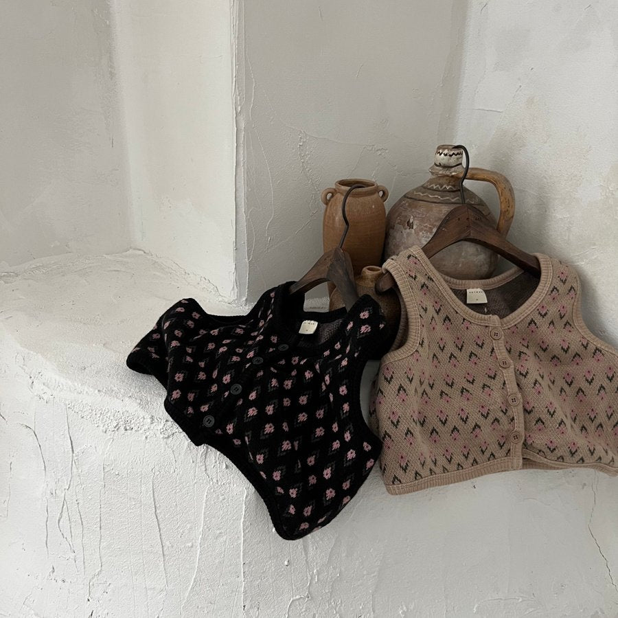 Pom Pom vest -oatmeal-25