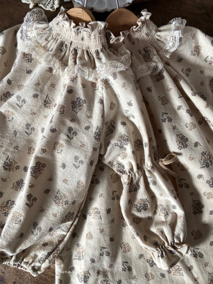 isabella smocked suit-anneshirley-2