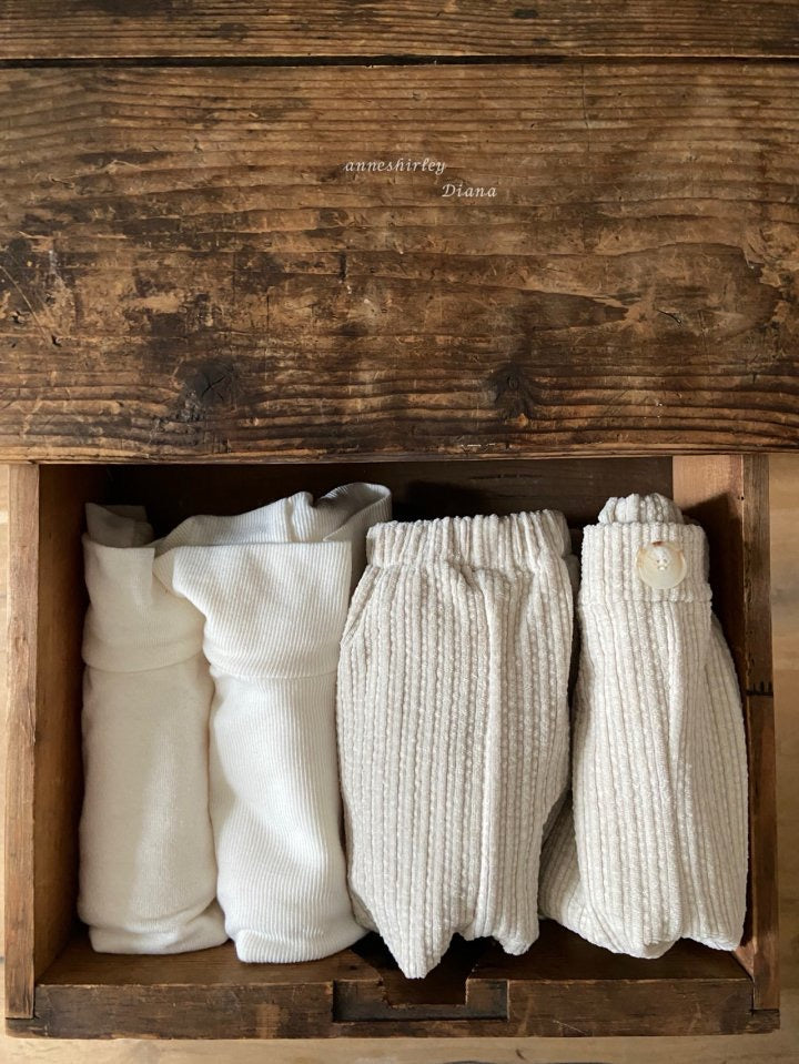 cleo turtleneck-anneshirley-31