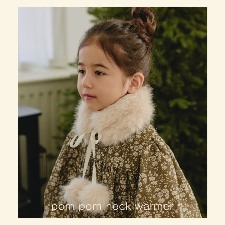 Pom-pom Neck Warmer / mon atelier-4