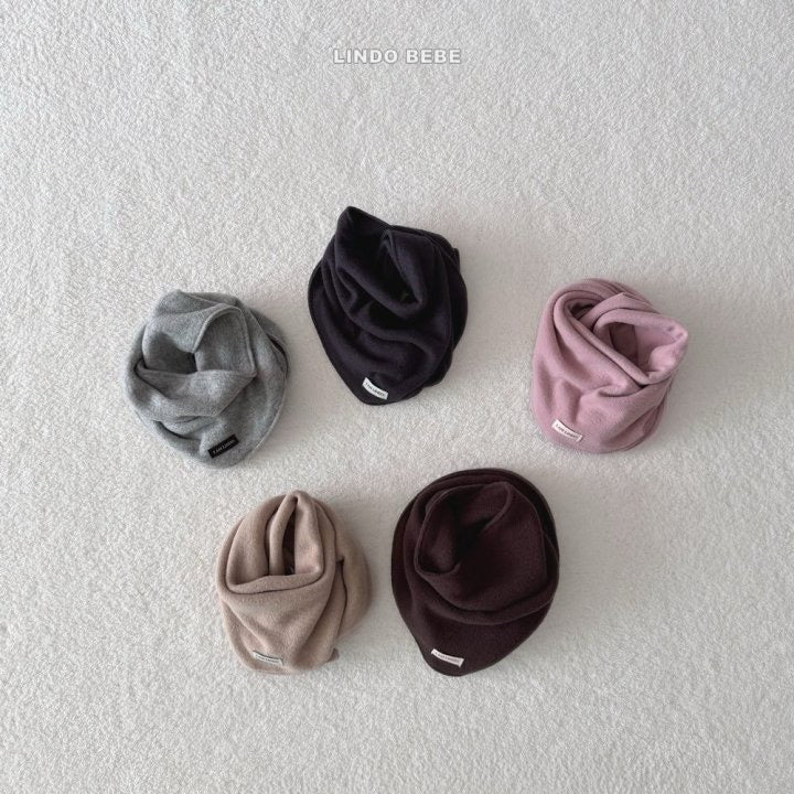 Triangle Scarf -LINDObebe-31