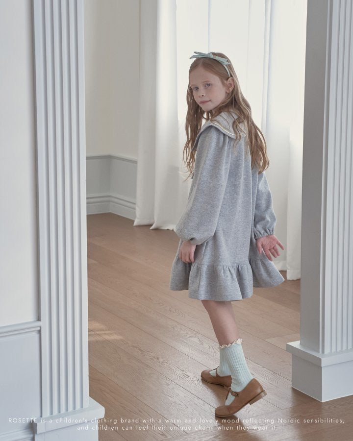 Lovely Ribbon Dress-rosette-21