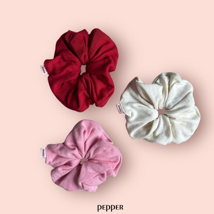 Mimi Scrunchie-pepper-40