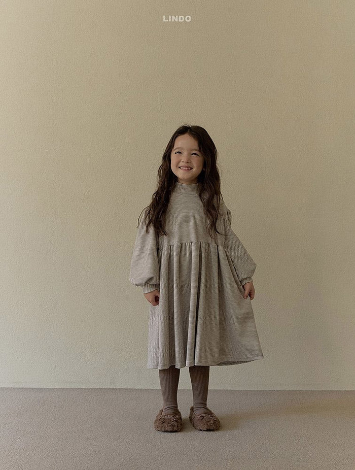 stripe mock neck dress-LINDO-32