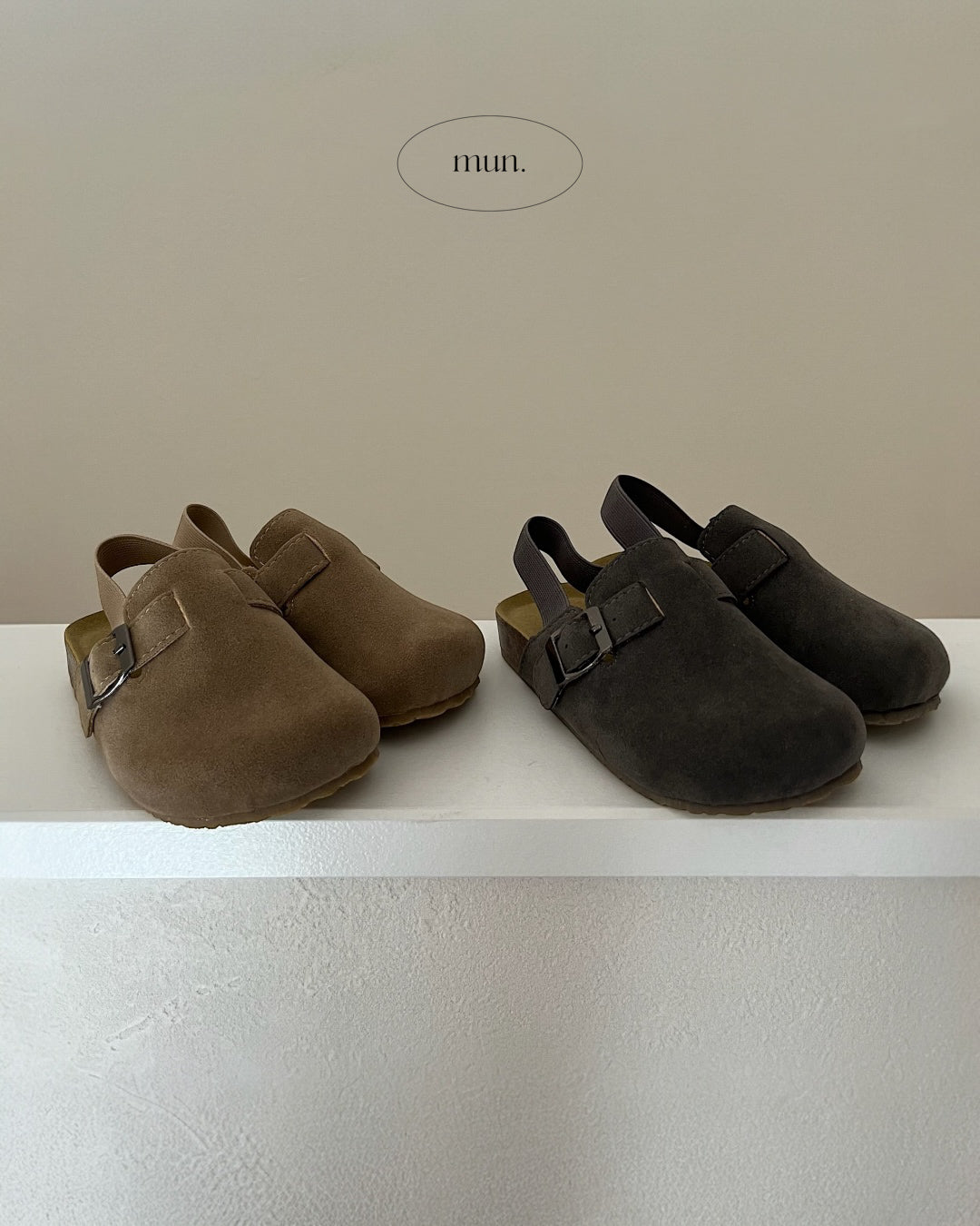 Suède Sandal / mun
