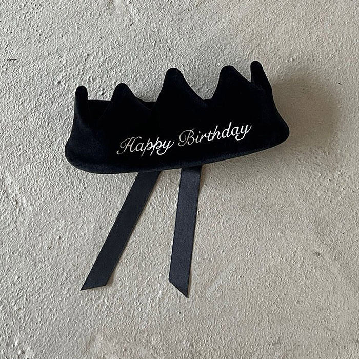 Velvet Embroidered Crown -SO.U-1