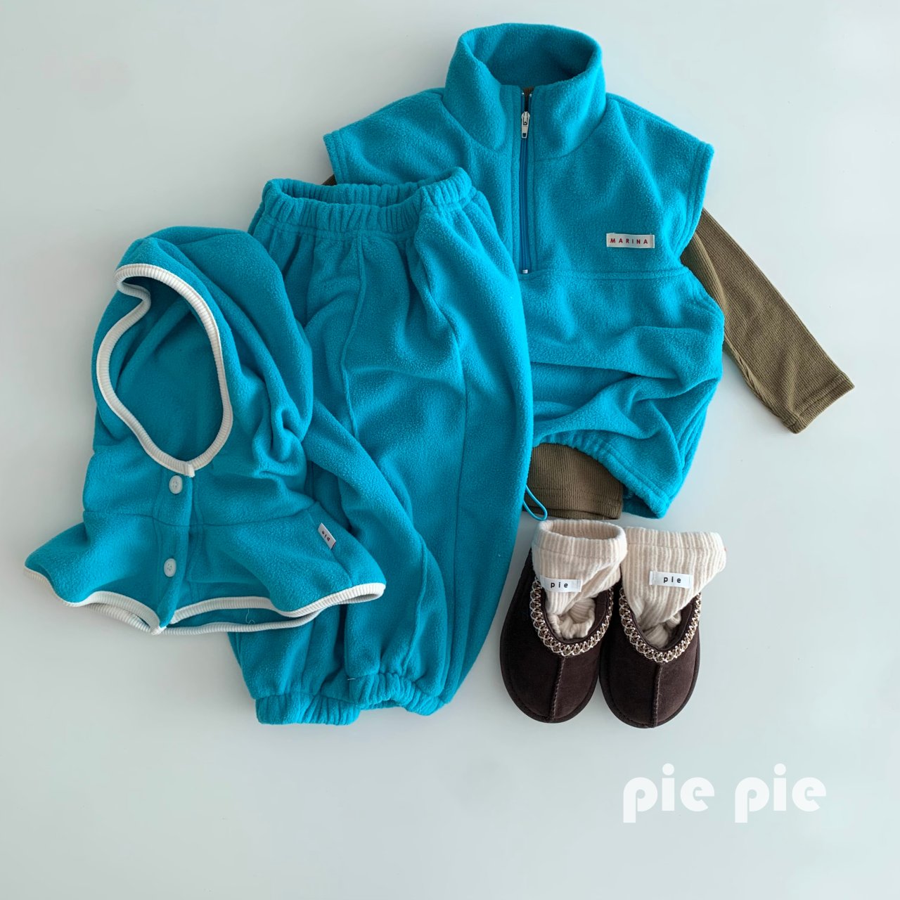 Vivid Fleece Vest pie-4