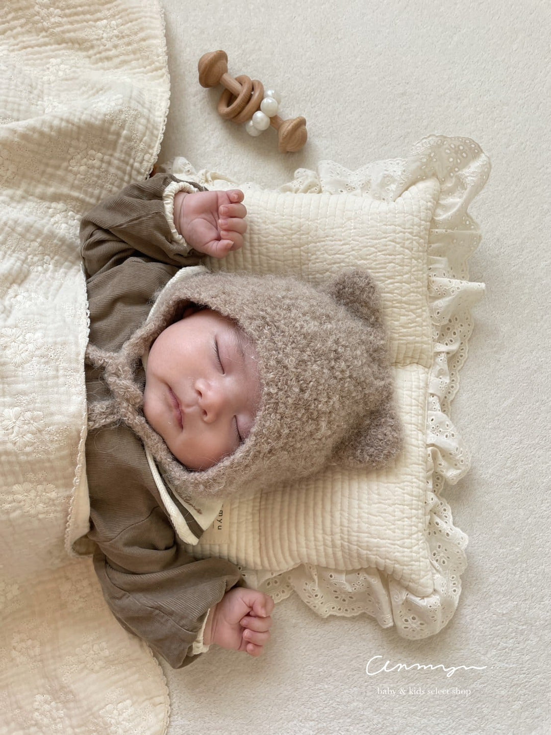 Original frill baby pillow